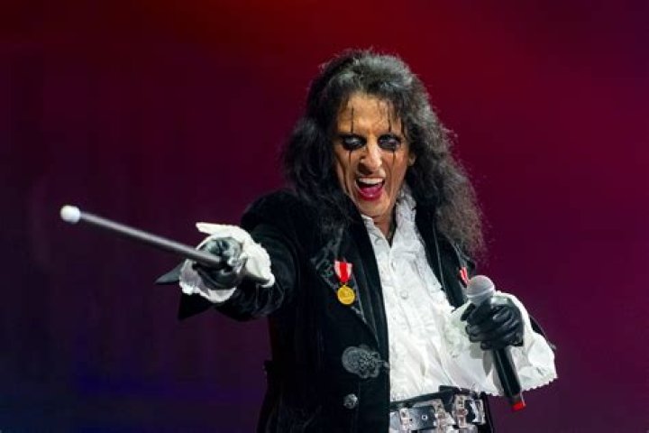 Alice Cooper Concert: An Unforgettable Experience for Rock Music Fans