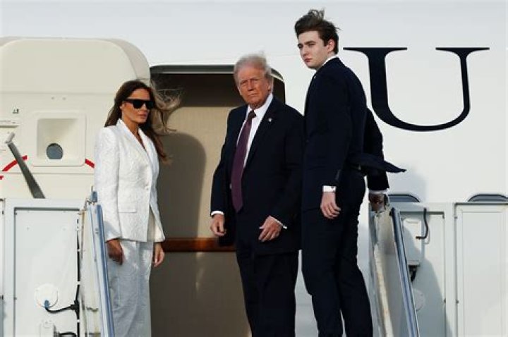 Barron Trump's Girlfriend Pictures: A Glimpse into the Life of the Youngest Trump