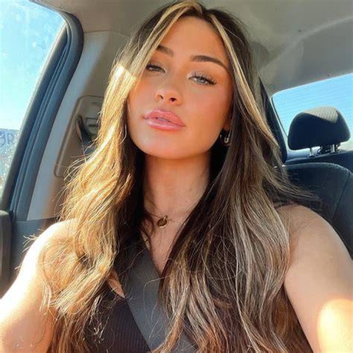 Exploring McKinley Richardson's OnlyFans Journey: A Comprehensive Guide