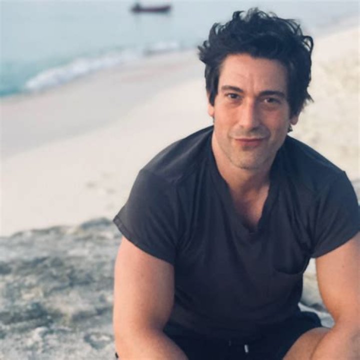 Exploring the Life and Legacy of David Muir: A Closer Look at His Marriage, Career, and Personal Values