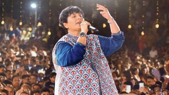 Falguni Pathak Husband: The Untold Story Behind the Renowned Singer's Personal Life