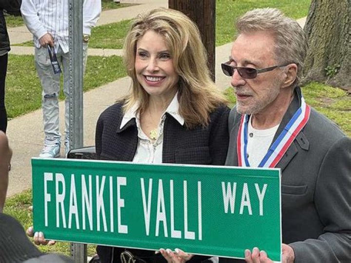 How Old Is Valli? Exploring the Life, Career, and Age of Valli