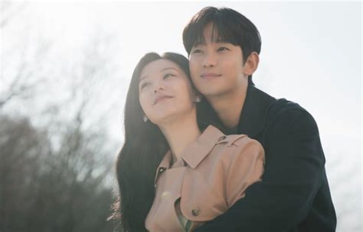 Kim Soo Hyun and Kim Ji Won: The Dynamic Duo of K-Drama