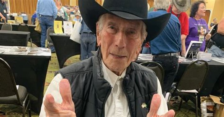 Now Robert Fuller Today: A Comprehensive Look at the Life and Career of This Iconic Actor