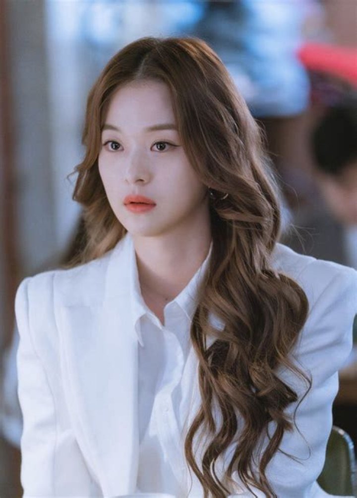 Shin Do-Hyun: The Rising Star in the Entertainment Industry