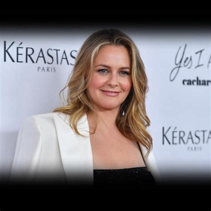Staci Silverstone Age: Unveiling the Truth About the Iconic Actress