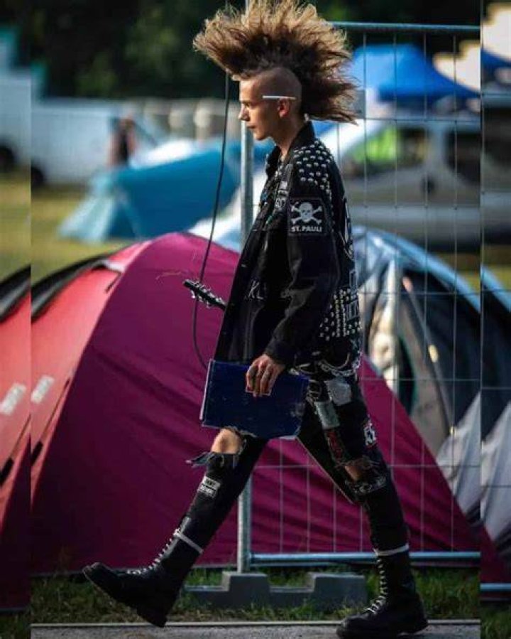 Unveiling the Extraordinary Journey of Jillian Grace: The Face of Modern Fashion