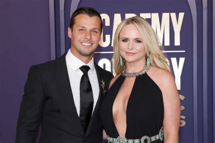 Unveiling the Magic: Blake Shelton and Miranda Lambert's Wedding Pictures